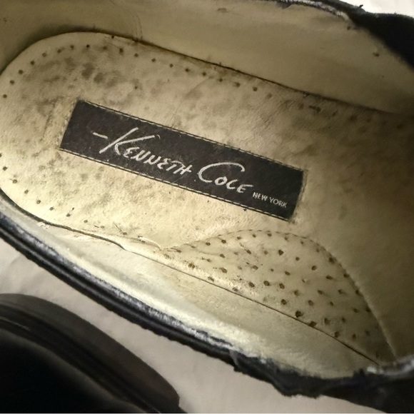 Kenneth Cole New York Black Leather Loafers - Picture 3 of 6